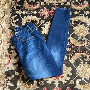 7 FOR ALL MANKIND MID RISE SKINNY JEANS